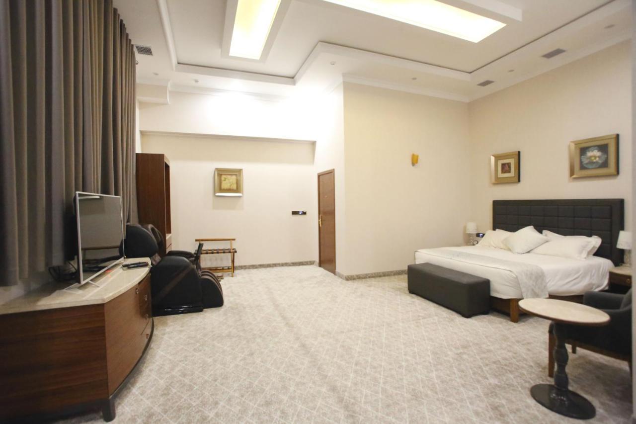 Parliament Palace Hotel Khujand Eksteriør billede